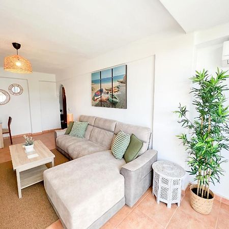 Spacious Apartment In The Center Of Торремолінос Екстер'єр фото