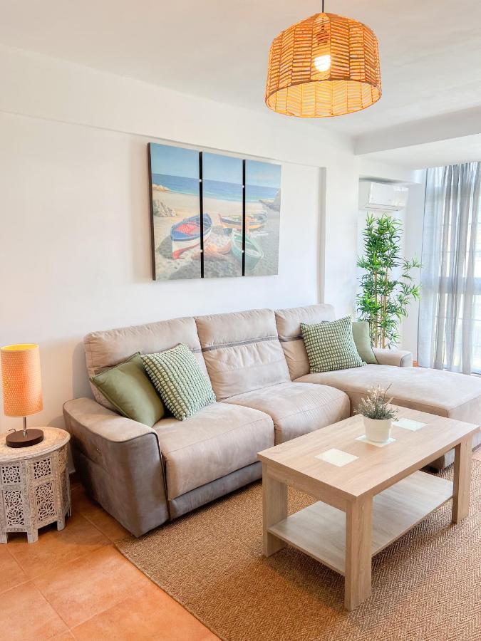 Spacious Apartment In The Center Of Торремолінос Екстер'єр фото