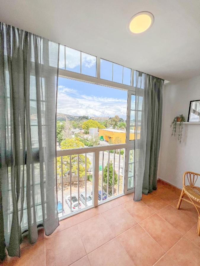Spacious Apartment In The Center Of Торремолінос Екстер'єр фото